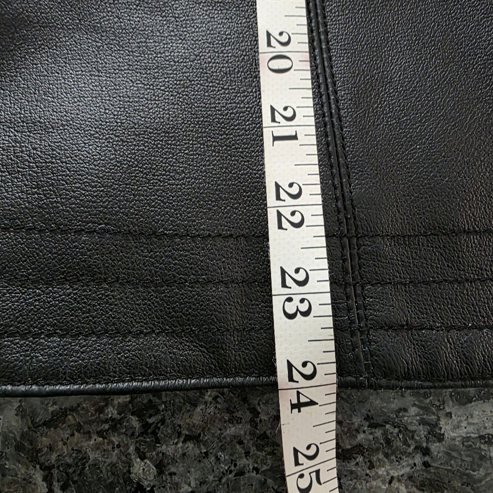 RTG Leather Women's Vest Sz 9 ( Medium ) - Picture 9 of 10